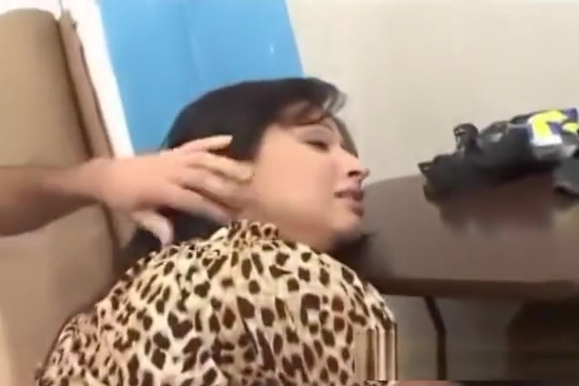 Slutty shemale loves it in her ass