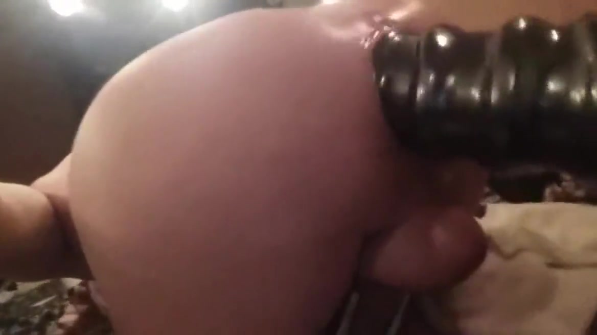 Huge anal insertion