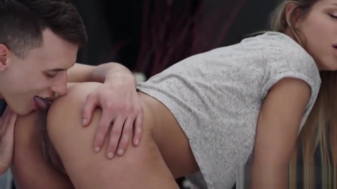 Horny teen 18+ with big ass loves anal sex