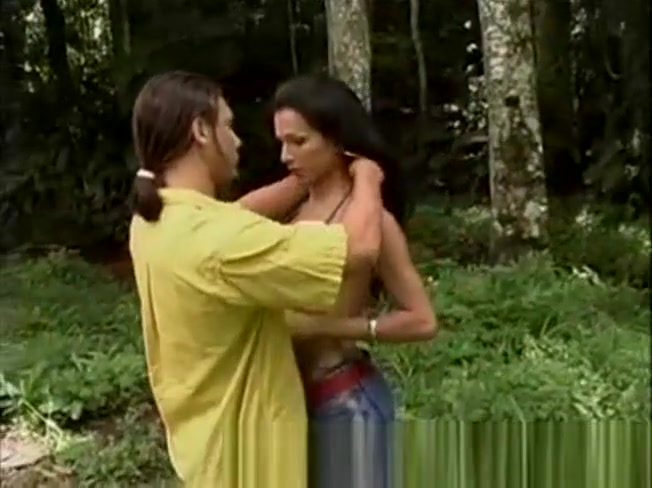 Outdoor hot sex cumshot