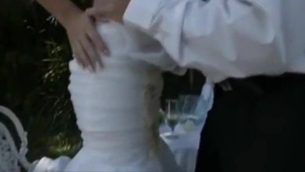 Busty tranny bangs with guy outdoor