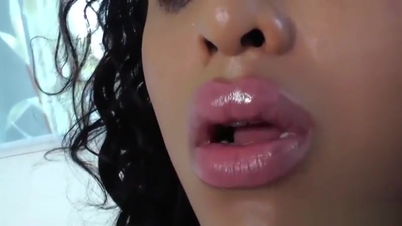 Black tgirl babe tugs on ebony cock