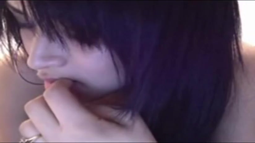 She cam