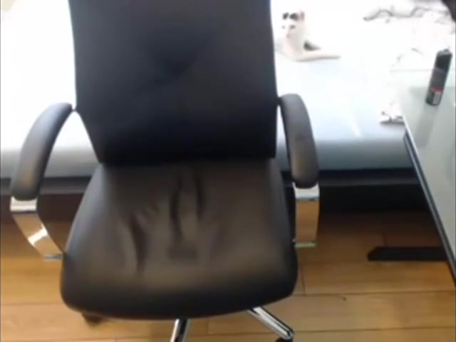 teen 18+ ts jerks by webcam