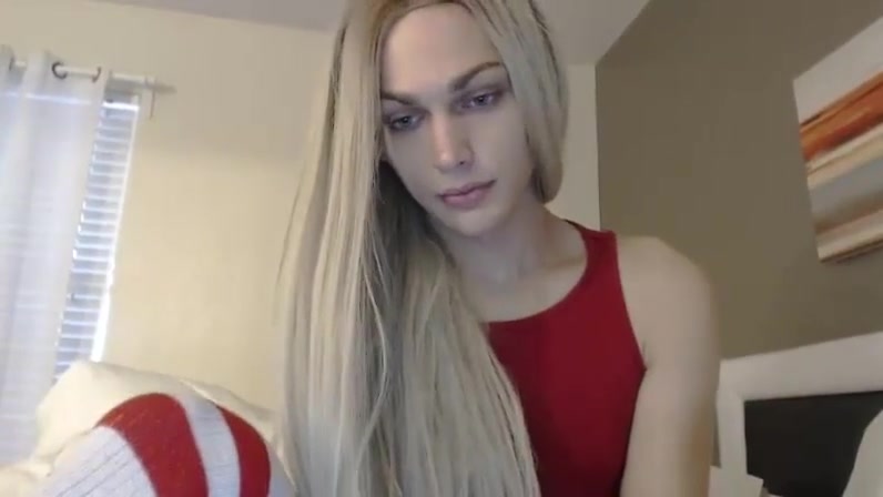 Russian babe girl with nice she cock