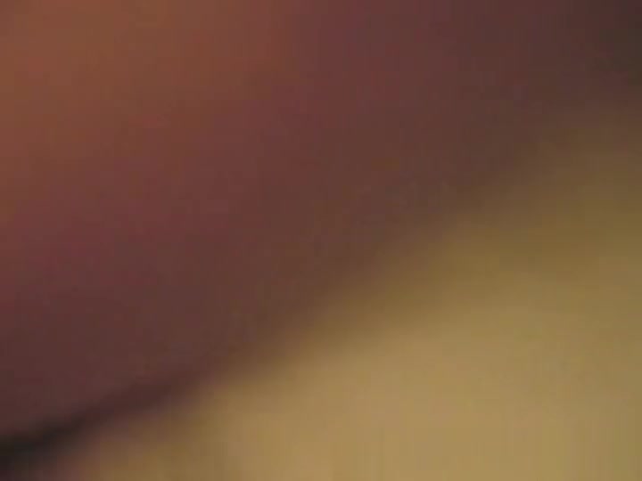 Tainara Bovers is dancing and stripping