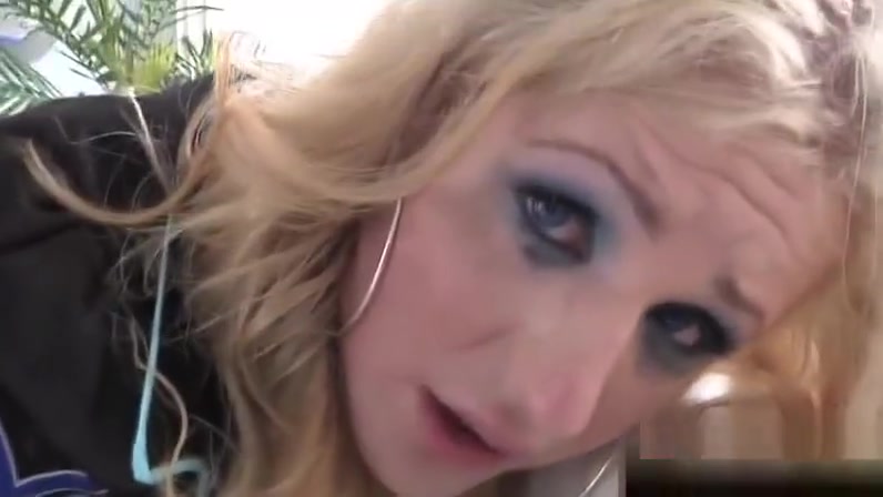 Two beautiful tranny police officers sucking eachothers dicks