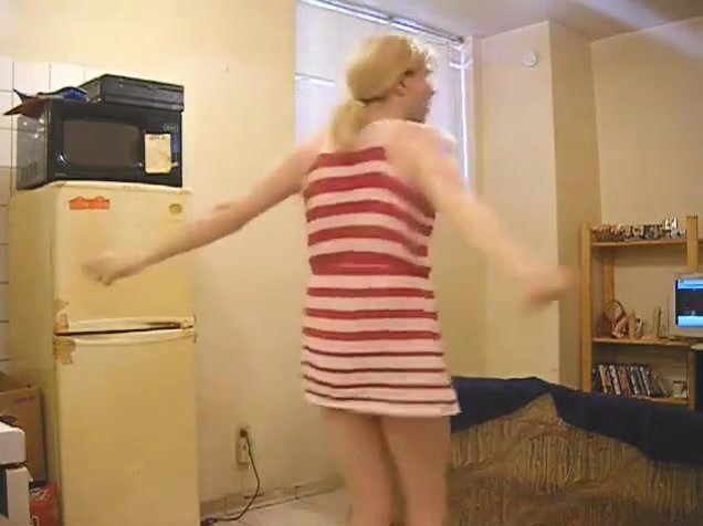 Blonde Amateur CD Dancing On Cam