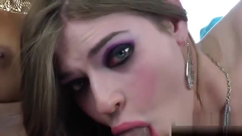 Shemale licks and sucks cock in high def