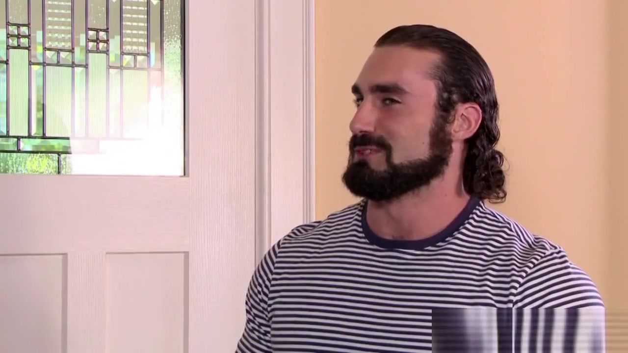 Pretty TS Savannah Thorne wants to get her ass fucked by Jaxton Wheeler