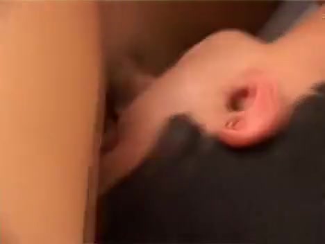 teen 18+ tranny gets plugged