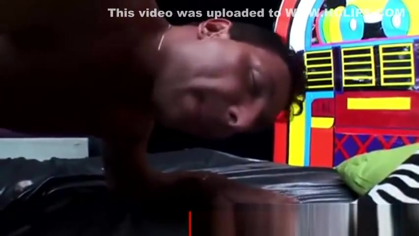 Black tranny bangs dude ass