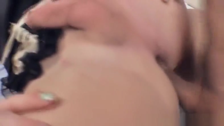 Shemale Slut Gets Fucked