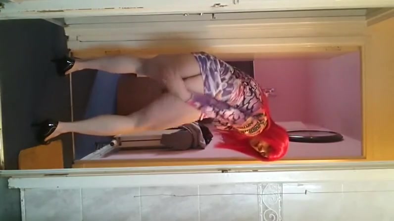 teen 18+ crossdresser dildo fun