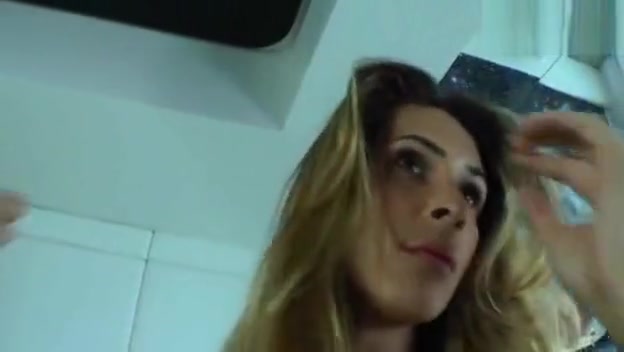 Sexy Flavia Monteiro does a solo jerk off