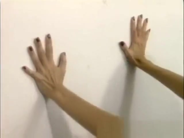 Blonde tranny fucking brunette girl