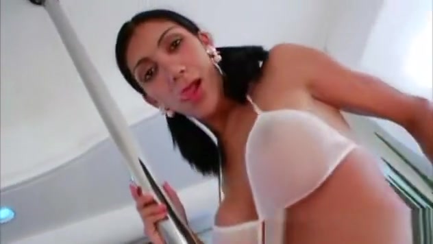 Shemale Sabrina Suziki masturbates her big cock
