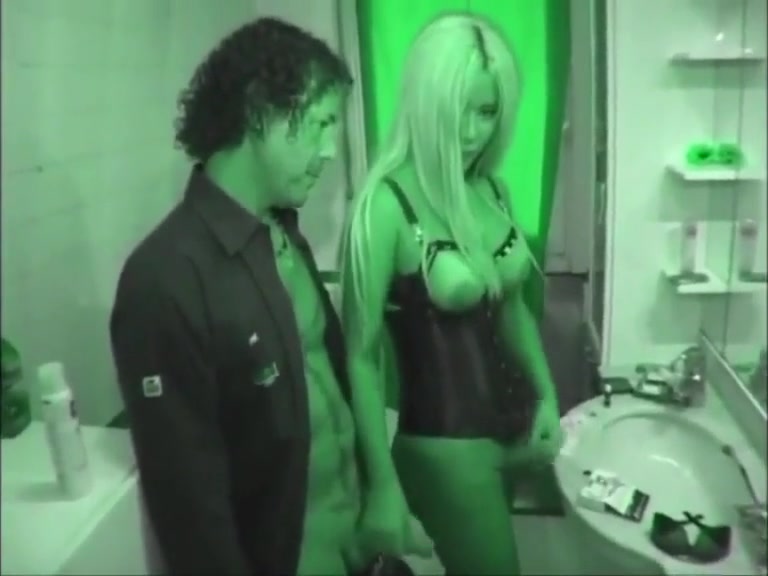Italian ladyboy Swinger Fuckfest 36a (Recolored)
