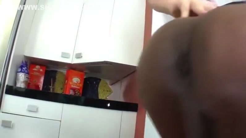 Black tranny gets rimmed after bj