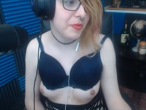 Seductive Cam teen 18+ TS