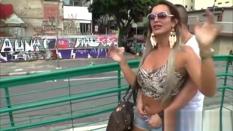 Big tits Tgirl Julie Berdu in hardcore anal sex and cum splash