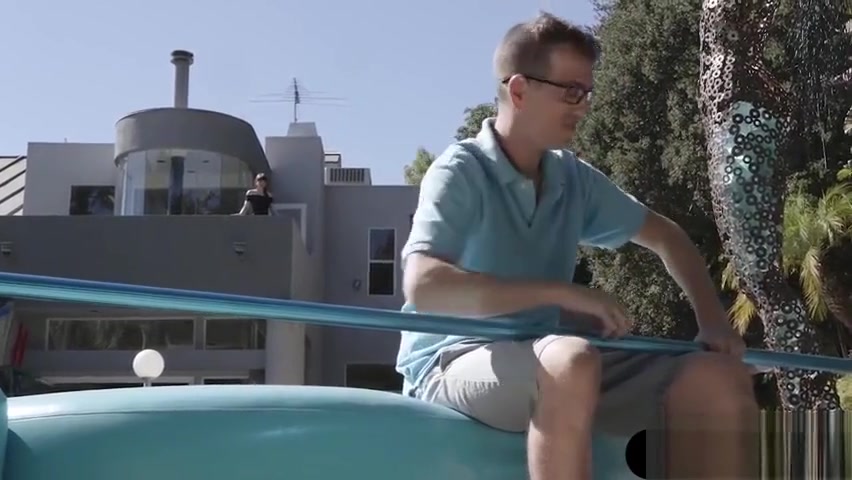 Pool boy polished a classy shemales asshole bareback