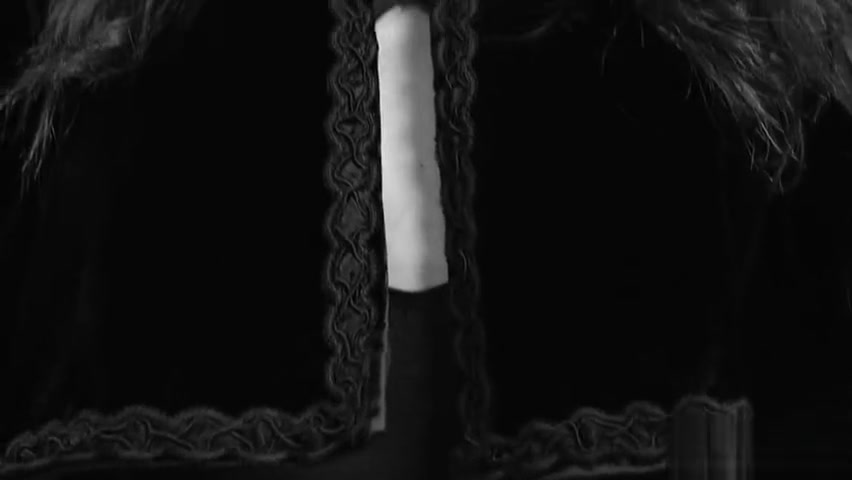 Stunning ts babe dominating dudes asshole
