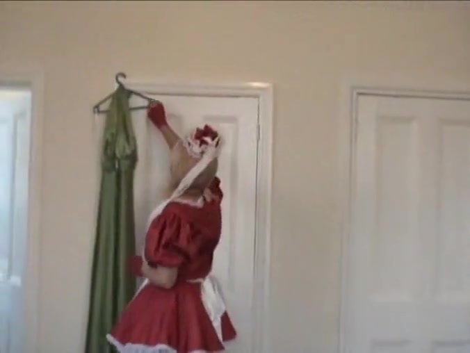Travesti Divas Trying On Clothes