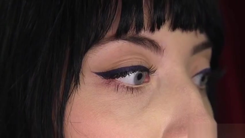 Huge cock tranny fucks innocent couple