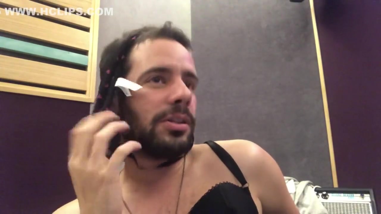 ESCUELA DE CROSSDRESSERS