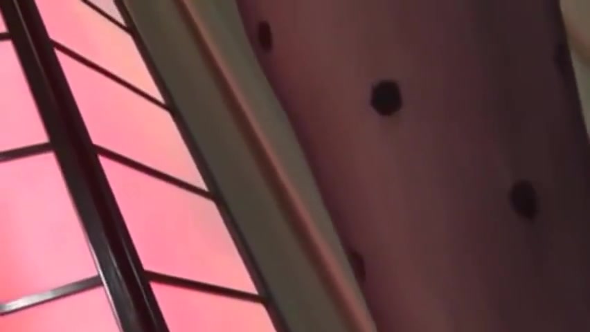 Sexy tranny in lingerie wanks off her dick