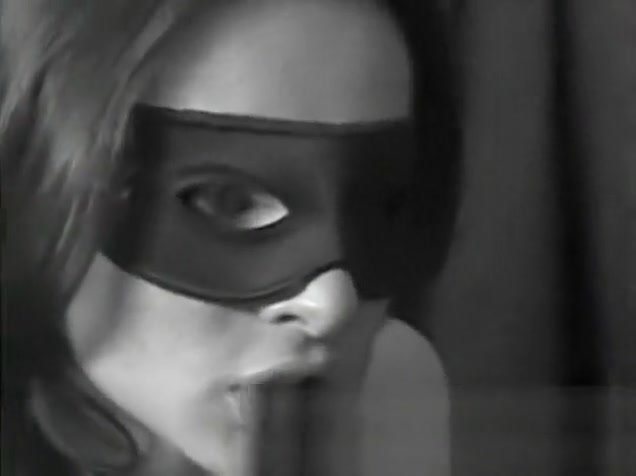 Skilful slave works with Tgirls feet