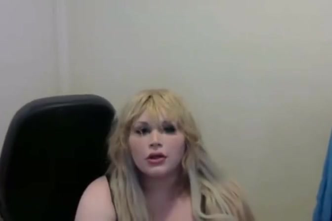 Pretty teen 18+ BBW Trap With Tiny Cock