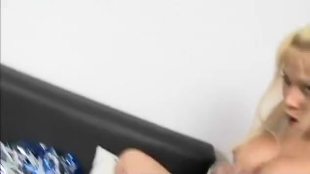 I'll fuck you and let you cum on my tits - Macho Man Video