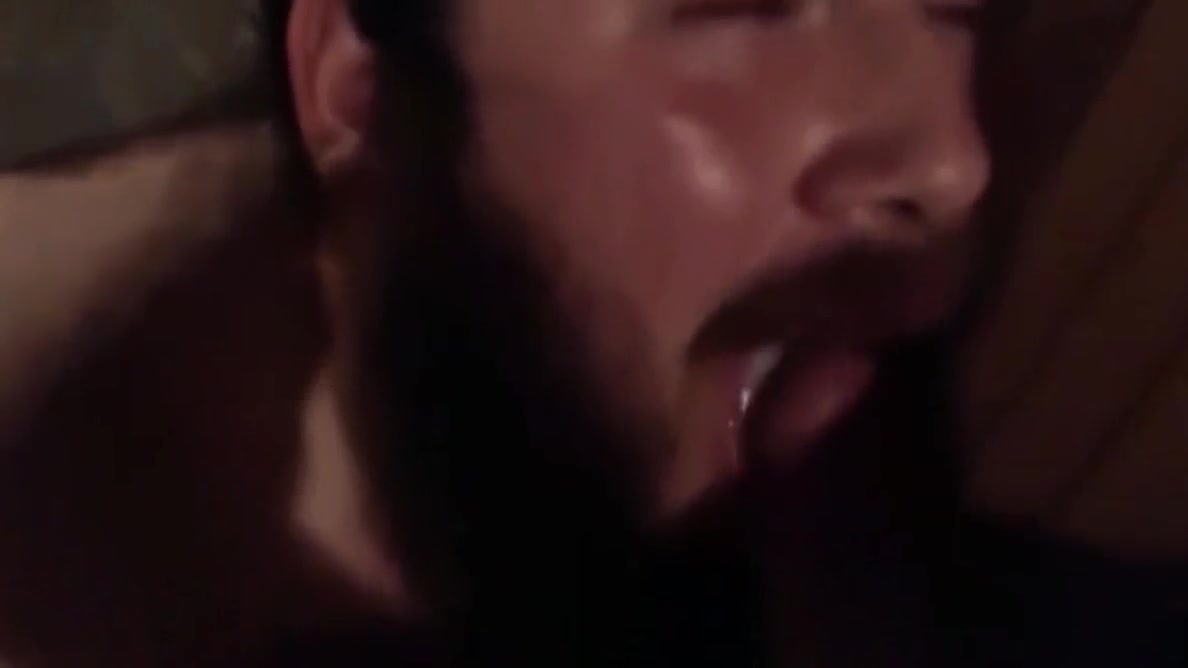 Not too Fat dude gets the TS blowjob