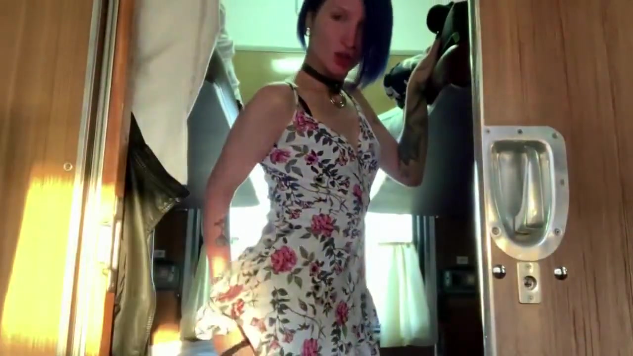 Sexy shemale fuck girl in the train