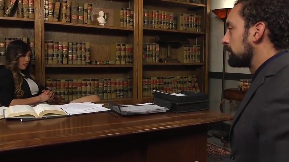 Boss tranny anal bangs guy on table