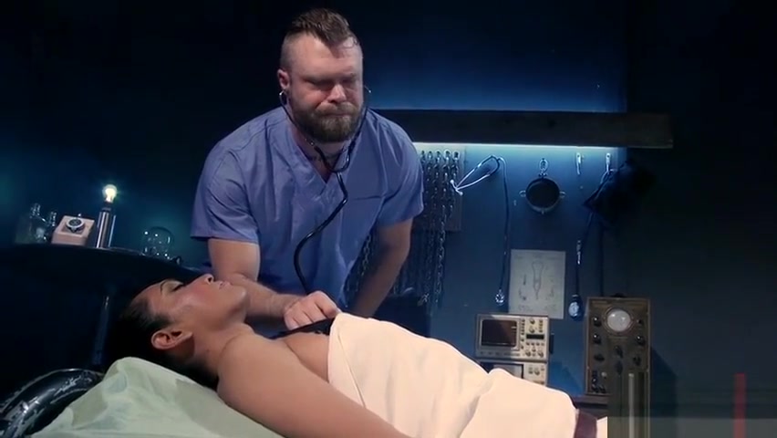 Raven transgender babe getting rimmed