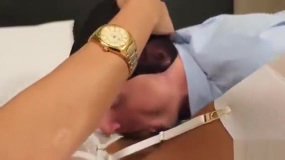 Hot shemale bareback with cumshot