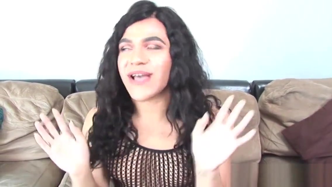 Wanking ts babe giving handjob at casting