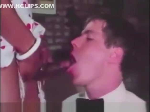 Two transvestites are caught up in a young boy