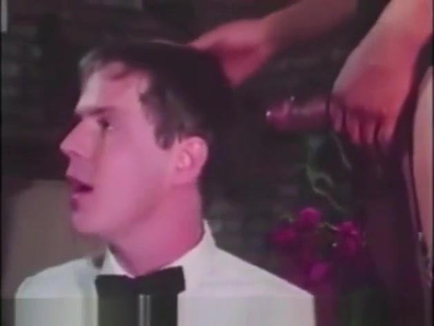 Two transvestites are caught up in a young boy