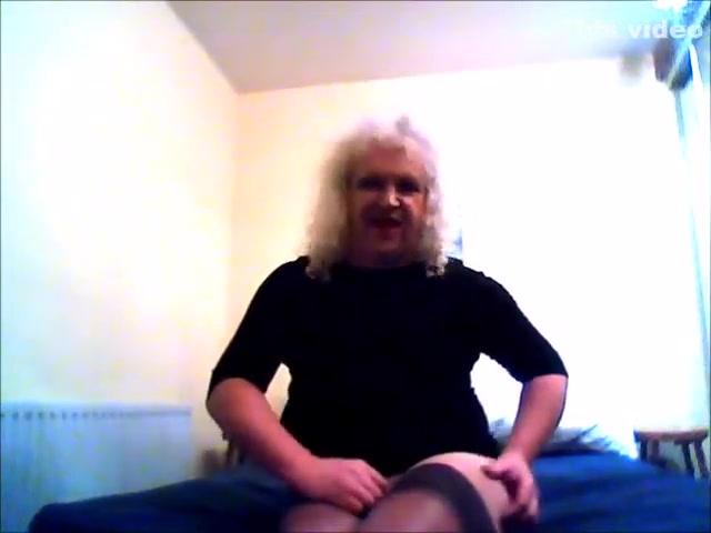 Mature Tranny Michelle Playing with Her Fat Ass