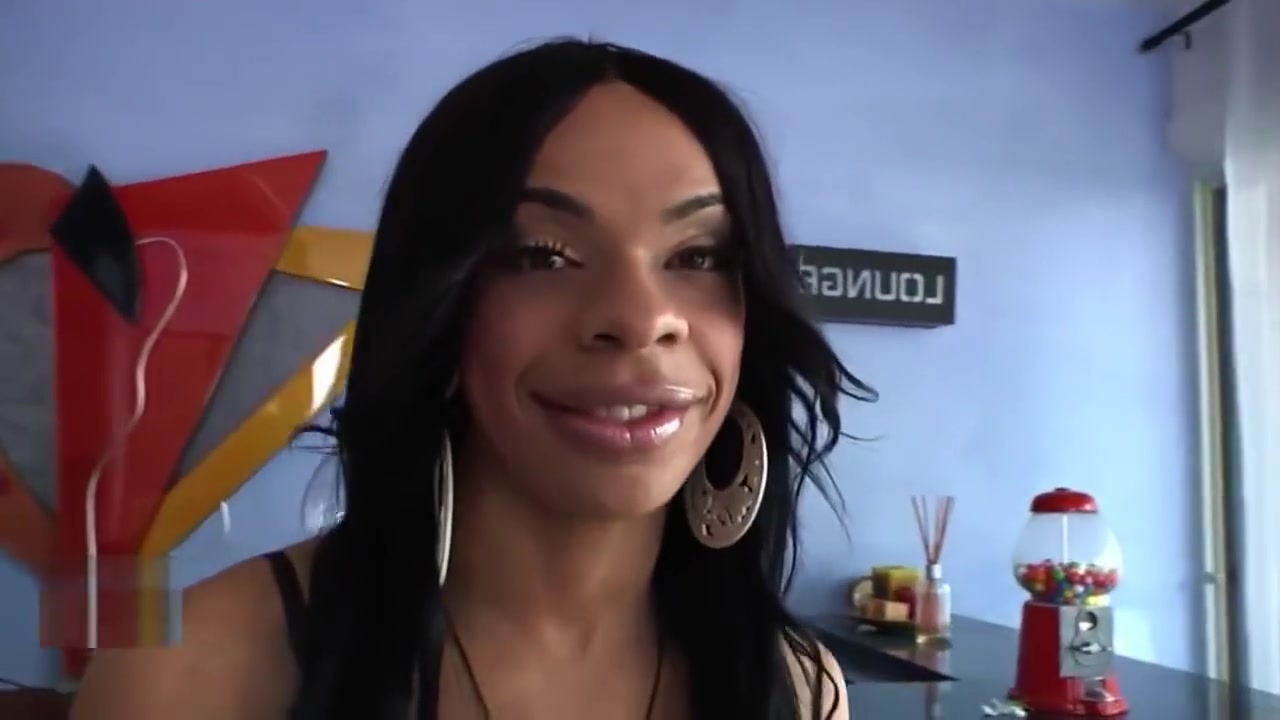 Ebony teen 18+ strokes her MEGA DICK