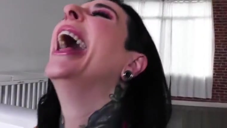 TS Aubrey Kate enjoys banging babes pussy