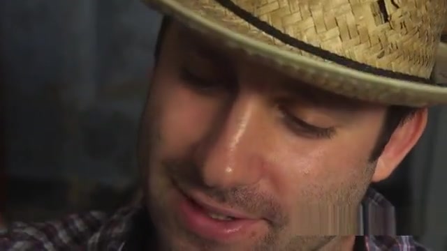 Tranny spanks and anal fucks cowboy