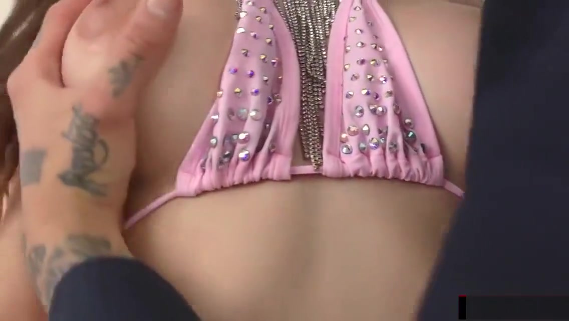 Busty trans Korra Del Rio anal ride cock