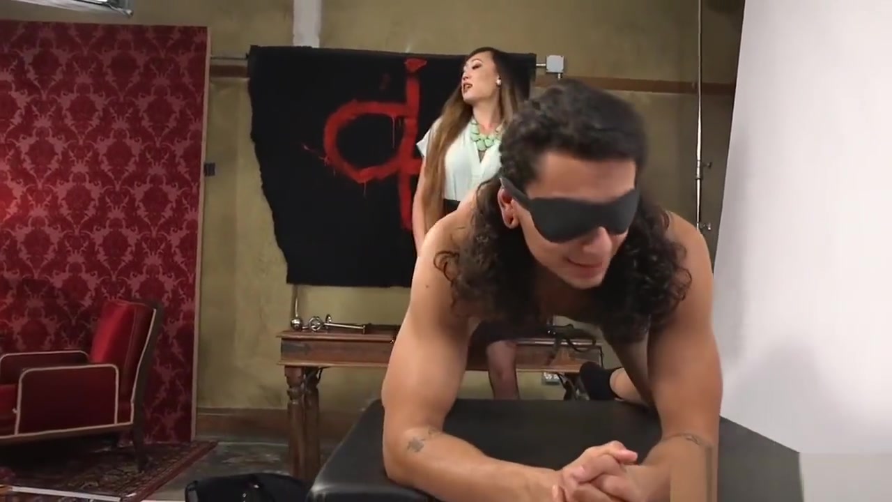 the photographer is a shemale,,guy fucked