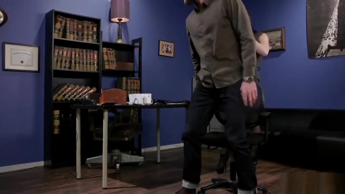 Shemale boss handcuffs and anal fucks employee