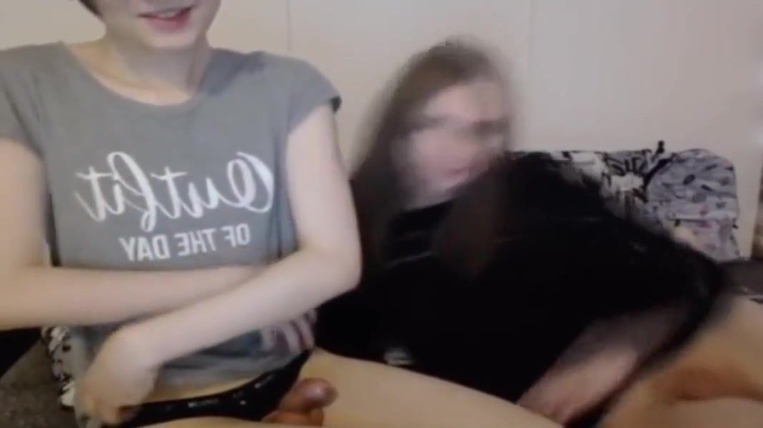 Two Cute Russian Girls Blowing Each Other On Cam